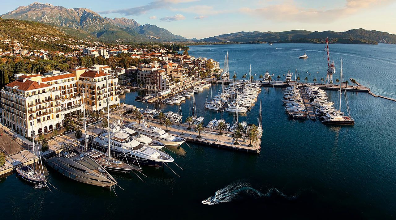 Tivat Montenegro ()
